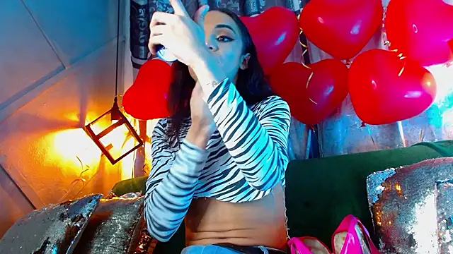 Cristal Gem1 online show from February 2026 07:54:01 PM