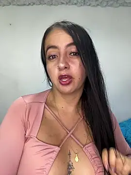 Snapshot of salo-rousee chatting on July 2026 11:17:01 PM salo-rousee online show from July 2026 11:17:01 PM