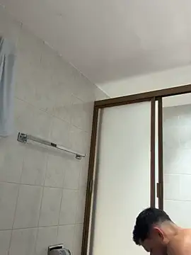 Snapshot of Darg98 chatting on October 2025 05:38:01 AM Darg98 online show from October 2025 05:38:01 AM