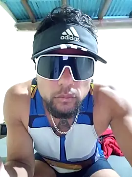 Snapshot of big_leon chatting on November 2025 08:53:02 PM big leon online show from November 2025 08:53:02 PM