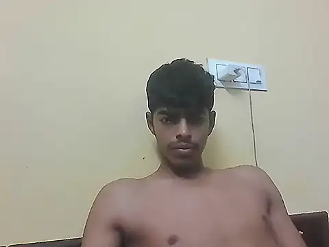 monster 33 online show from May 2026 02:44:02 PM