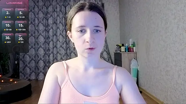 Snapshot of _Linett_ chatting on October 2025 05:47:02 PM Linett online show from October 2025 05:47:02 PM