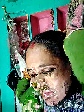 Snapshot of Pooja750 chatting on October 2025 09:29:02 AM Pooja750 online show from October 2025 09:29:02 AM