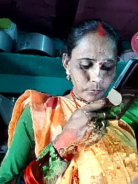Snapshot of Pooja750 chatting on October 2025 05:28:02 AM Pooja750 online show from October 2025 05:28:02 AM