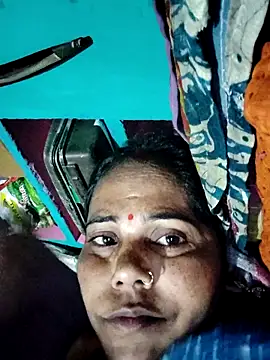 Pooja750 online show from November 2025 06:29:01 PM