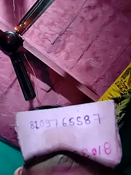 Pooja750 online show from November 2025 08:53:02 PM