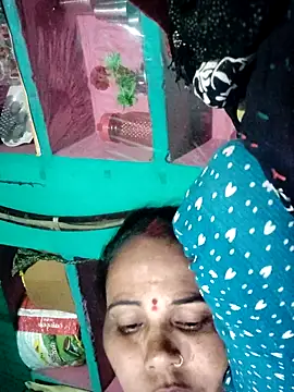 Pooja750 online show from December 2025 02:36:02 PM