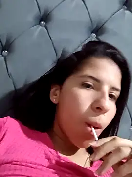 Snapshot of Liagni0 chatting on September 2025 12:32:01 AM Liagni0 online show from September 2025 12:32:01 AM