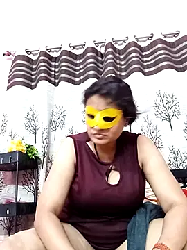 Snapshot of Gullapi chatting on April 2026 08:14:01 PM Gullapi online show from April 2026 08:14:01 PM