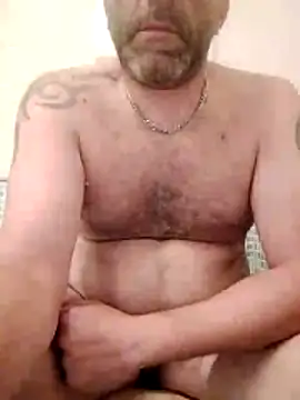 gigilola84 online show from June 2026 02:40:01 AM