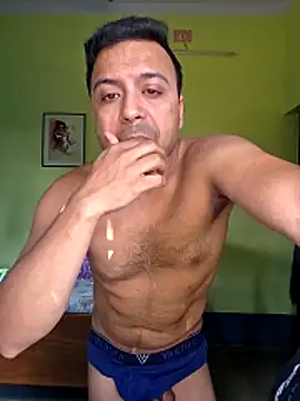 BindaasBong online show from March 2026 02:38:01 AM