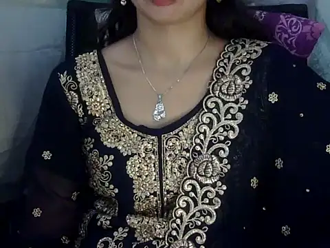 Snapshot of Rahat_S chatting on June 2026 08:29:02 AM Rahat S online show from June 2026 08:29:02 AM