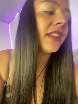 Snapshot of Gaby_7770 chatting on May 2026 01:28:02 PM Gaby 7770 online show from May 2026 01:28:02 PM