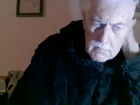 slaveman4you online show from November 2025 01:05:01 AM