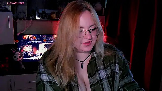 ZayaRush online show from November 2025 07:49:01 AM