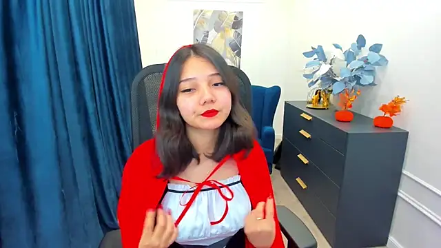 ElliVensda online show from October 2025 07:48:02 PM