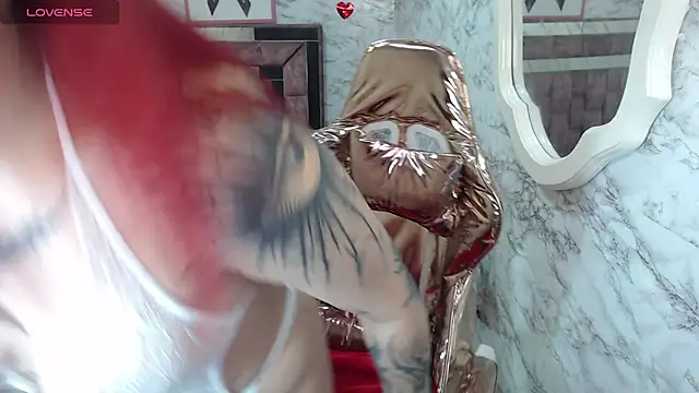 Red Bunny v online show from January 2026 01:25:02 PM