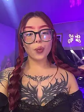 Snapshot of Red_Bunny_v chatting on June 2026 01:24:02 PM Red Bunny v online show from June 2026 01:24:02 PM