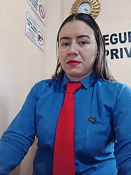 Snapshot of Hannah-colx chatting on June 2026 05:11:02 PM Hannah-colx online show from June 2026 05:11:02 PM