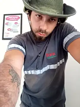 Lushakuiron1 online show from February 2026 05:09:02 PM