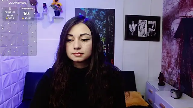 Eva Roussell online show from November 2025 02:49:01 PM