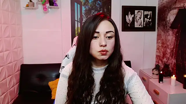 Eva Roussell online show from February 2026 02:33:01 PM