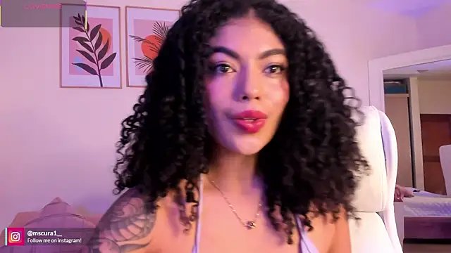 Snapshot of miss_curazao chatting on June 2026 12:39:01 PM miss curazao online show from June 2026 12:39:01 PM