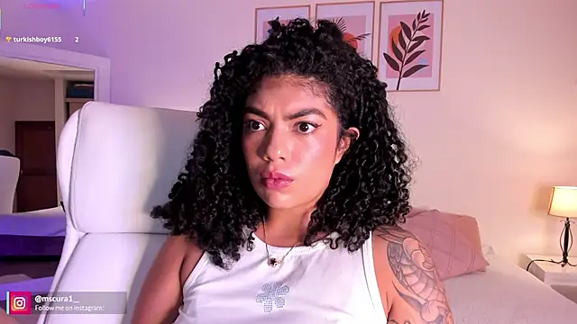 Snapshot of miss_curazao chatting on June 2026 01:01:02 PM miss curazao online show from June 2026 01:01:02 PM