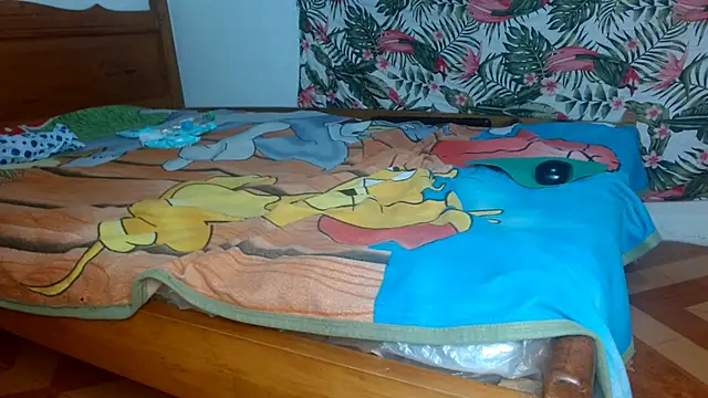 smallkarlakarla online show from April 2026 12:49:02 AM