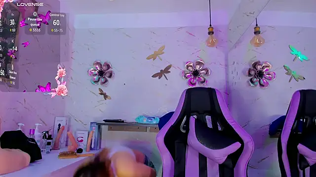 Natasha-Adams online show from April 2026 09:26:02 PM