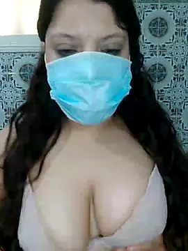 Hot-lino online show from June 2026 04:00:01 PM