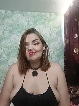 MayaLuna1 online show from November 2025 05:06:01 PM