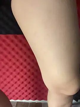 Yumii 09 online show from November 2025 11:45:01 AM