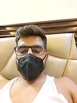 LoveGuruRA online show from September 2025 07:02:02 PM