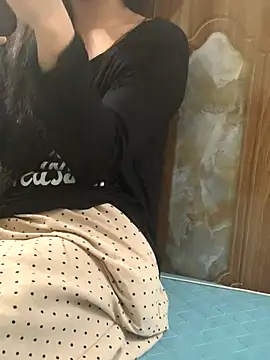 Tieuvi 18 online show from November 2025 12:55:01 PM