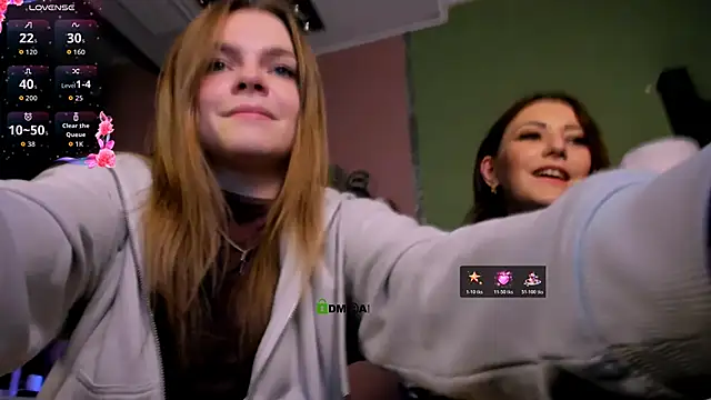 veronica bubble online show from November 2025 08:51:01 PM