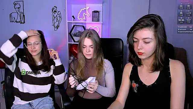 veronica bubble online show from December 2025 08:27:01 PM