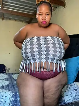 Snapshot of Curvycandy95 chatting on July 2026 07:34:01 AM Curvycandy95 online show from July 2026 07:34:01 AM