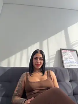 Snapshot of AlannaEvons chatting on July 2026 09:03:01 PM AlannaEvons online show from July 2026 09:03:01 PM