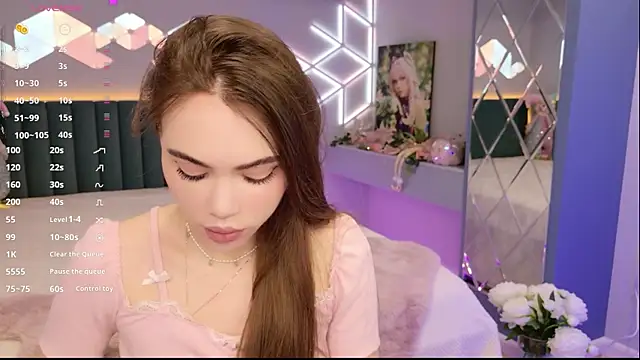 MimiFors online show from April 2026 06:13:02 PM