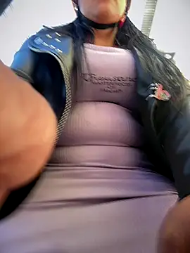 -Mia1 online show from November 2025 12:16:02 PM