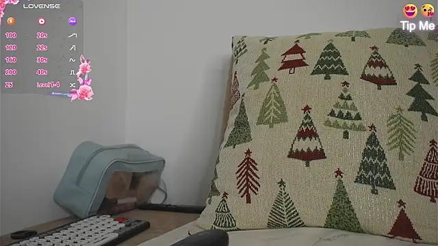 Roxybeautyy online show from March 2026 09:13:01 AM