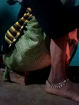 Radha8080 online show from November 2025 12:20:02 AM