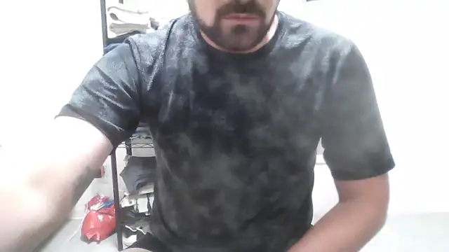 Snapshot of hornyjoe_xxx chatting on October 2025 01:25:02 PM hornyjoe xxx online show from October 2025 01:25:02 PM