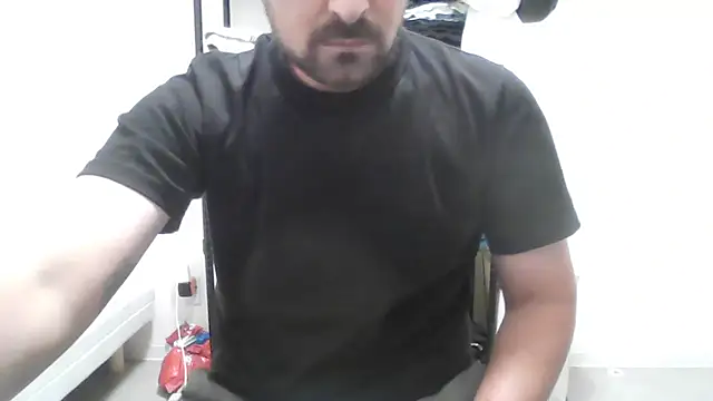 Snapshot of hornyjoe_xxx chatting on October 2025 08:07:01 AM hornyjoe xxx online show from October 2025 08:07:01 AM