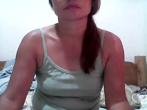 nathalie0045 online show from November 2025 10:33:02 PM