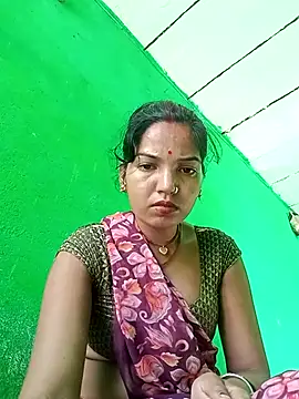 Snapshot of Seema_guptaji chatting on July 2026 08:33:01 AM Seema guptaji online show from July 2026 08:33:01 AM