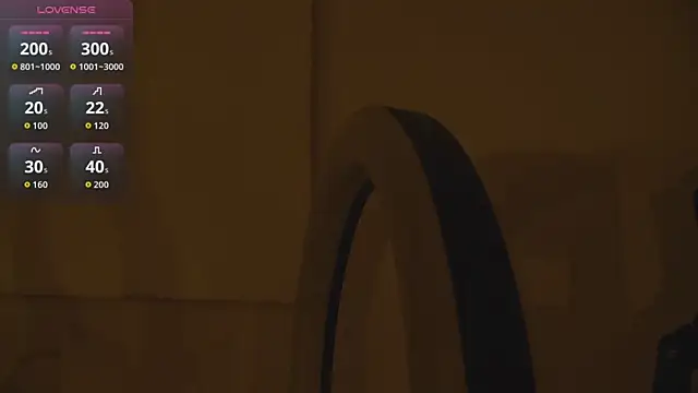 emma morales  online show from October 2025 12:08:02 AM