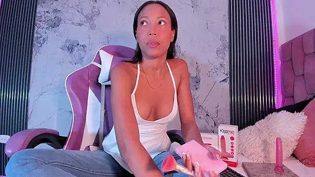 Mia Duarte1 online show from October 2025 07:26:01 PM