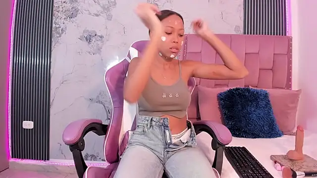 Mia Duarte1 online show from November 2025 07:26:02 PM